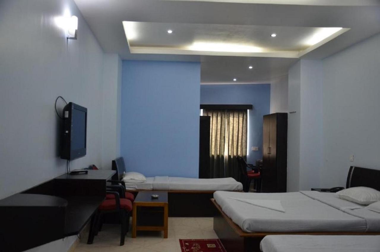 Hotel Barbereek Inn Shillong Exterior foto