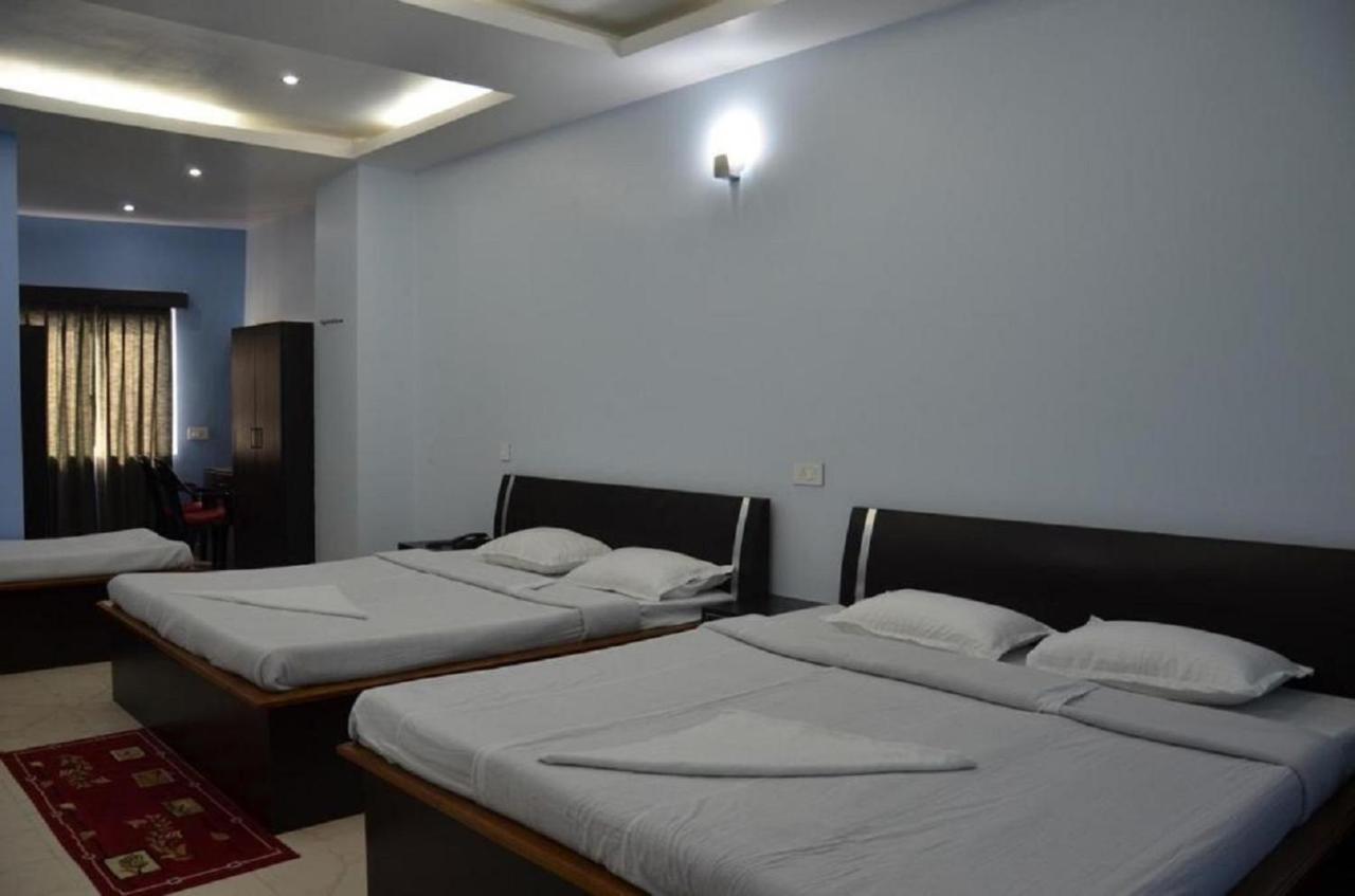 Hotel Barbereek Inn Shillong Exterior foto
