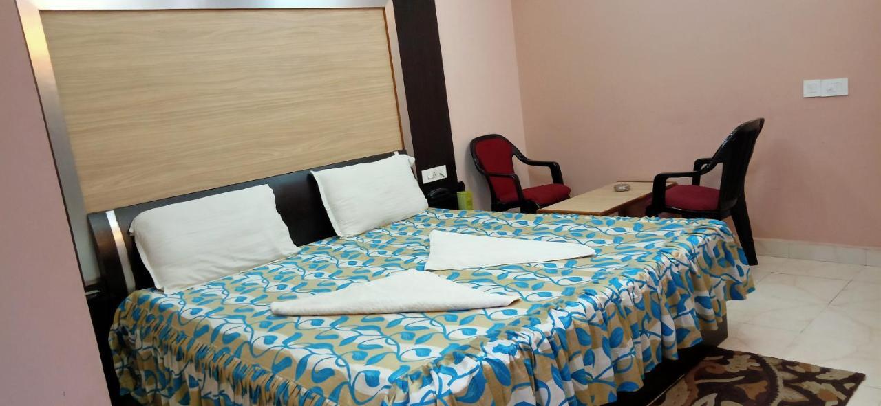 Hotel Barbereek Inn Shillong Exterior foto