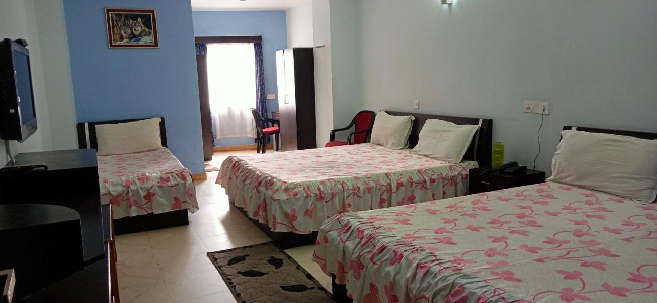 Hotel Barbereek Inn Shillong Exterior foto