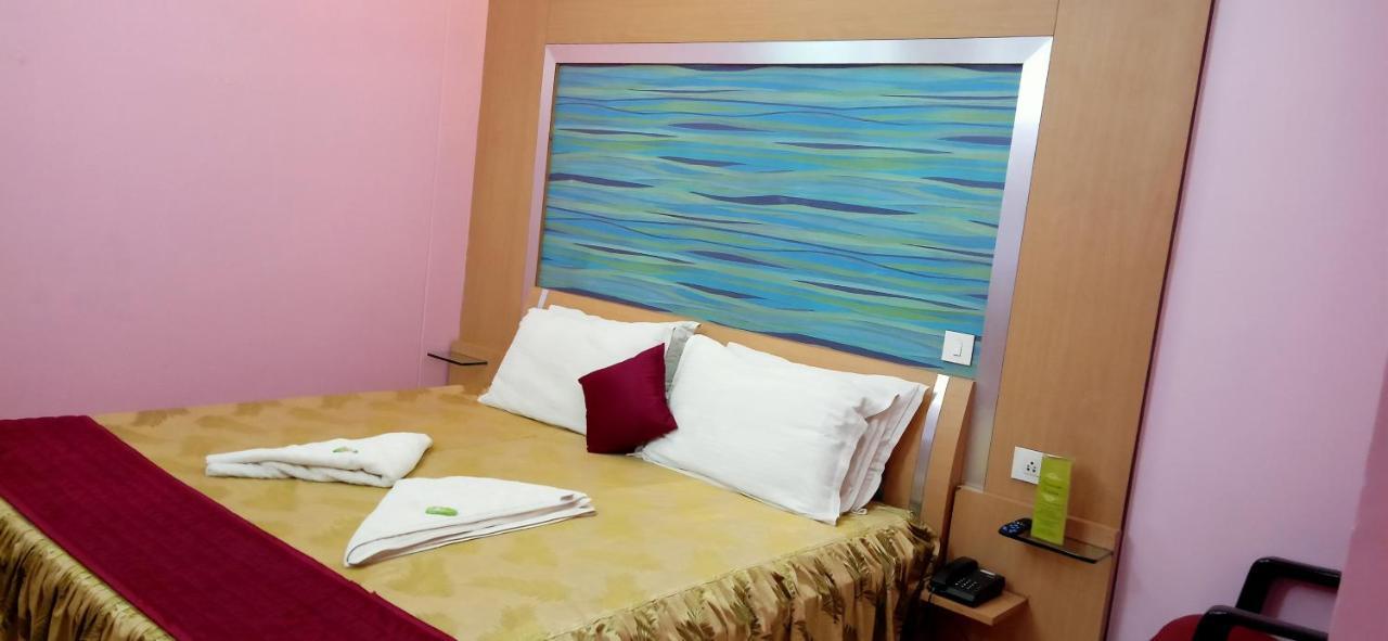 Hotel Barbereek Inn Shillong Exterior foto
